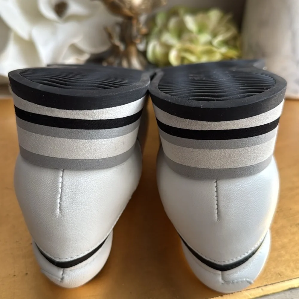 Softwaves Cassie Platform Loafers in White Ice - Picture 16 of 16